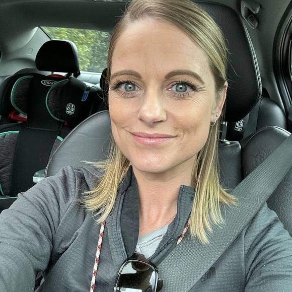 Meet your Posher, Lisa - Picture 4 of 13